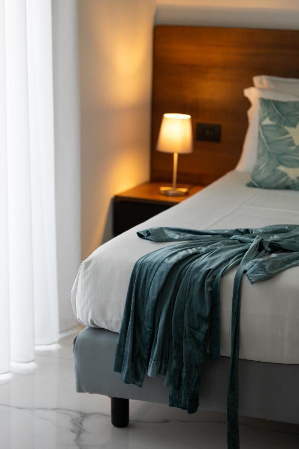 Palazzo Sovrana Serviced Luxury Apartments Palermo Exteriér fotografie
